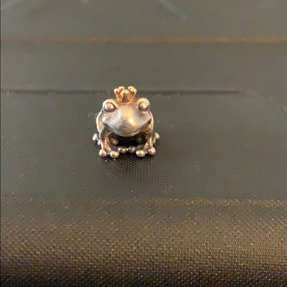 Pandora Frog Prince Charm
